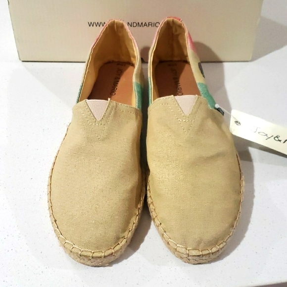 Joy&Mario Unisex shoes with Mexican Flag on side, size 10 - Picture 2 of 9